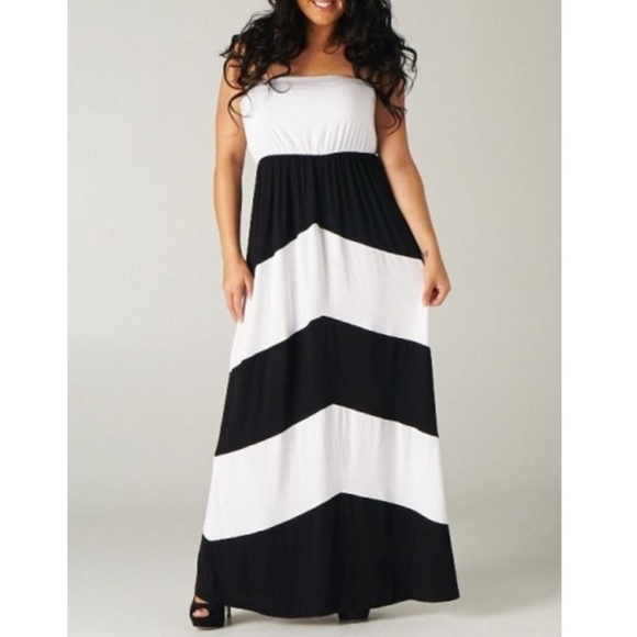 Dresses & Skirts - EASTER SALE Plus Color Block Strapless Maxi Dress